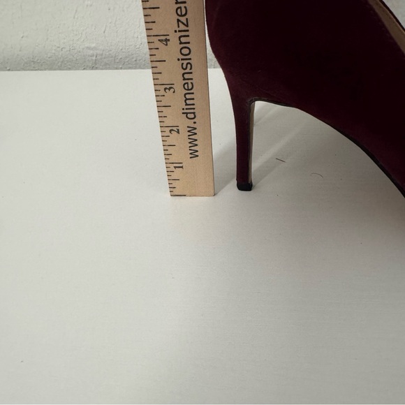 Marc Fisher Women’s Size 11M Burgundy Suede Pointed-Toe Pumps EUC Business - Picture 3 of 9